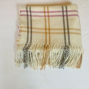 Steve Madden fringe scarf